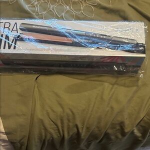 Hair Straightener - Black